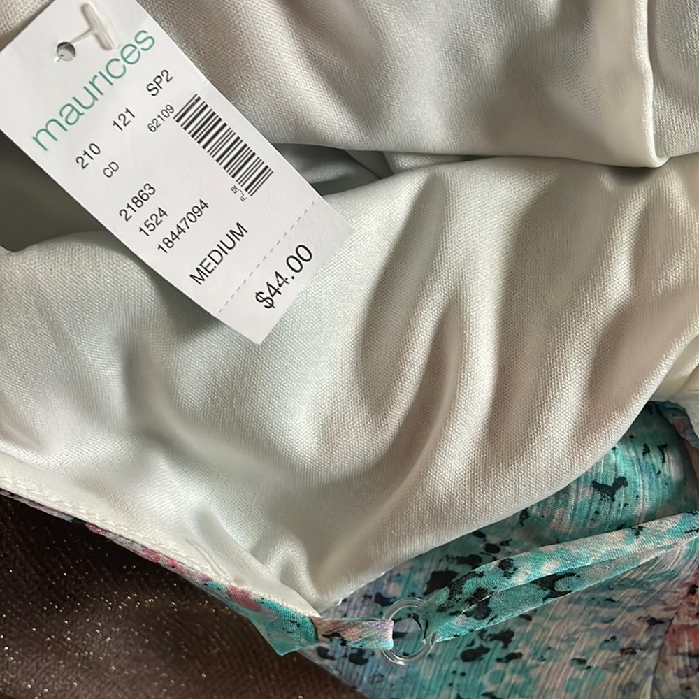 Brand new size medium women’s dress